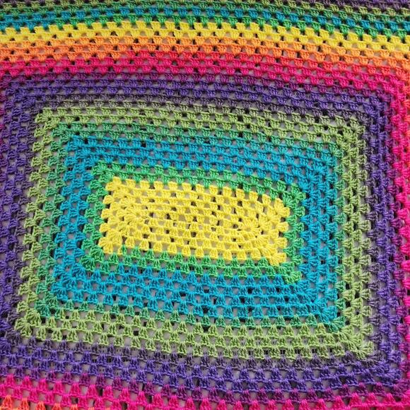 Vintage Granny Square Crochet Knit Afghan Throw Blanket Rainbow Baby Crib 57x42" - Picture 4 of 7